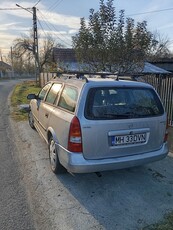 Opel Astra caravan