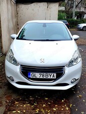 Peugeot 208 1.4 HDI ca noua 68.500 Km