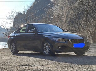 Vând bmw seria 3 f30