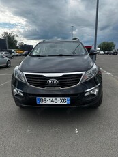 Vând kia sportage suv