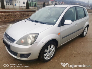 Ford Fiesta Automată