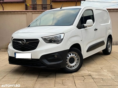 Opel Combo Crew Van 1.5 CDTI 130 CP MT6 L2H1 Start/Stop Sarcina marita