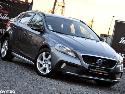 Volvo V40 VOLVO V40 1.6 D2 115CPModel: SummumTran