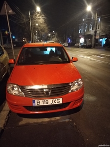 Vând Dacia logan an 2012
