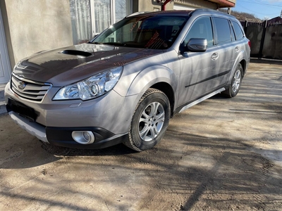 Vand Subaru Outback Botesti