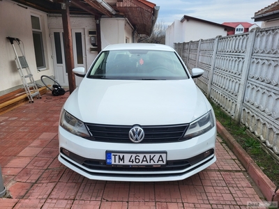 Vând urgent Volkswagen Jetta 2016 NEGOCIABIL!!