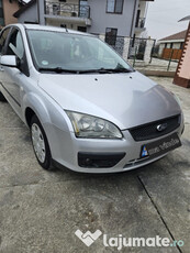 Ford focus 16 benzina