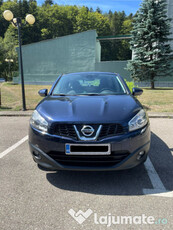 Nissan Qashqai 1.6 benzină