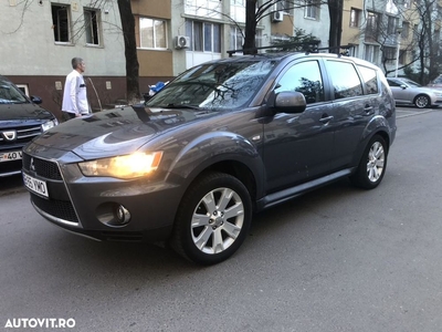 Mitsubishi Outlander 2.2 DI-D 4WD Motion