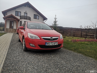 Opel Astra J 1.7 CDTI, 2012, inmatriculat