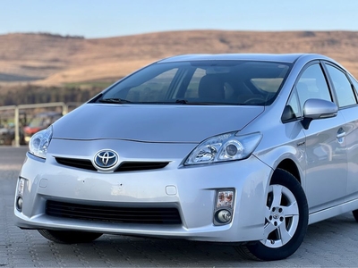 Toyota Prius 1,8 Hybrid Navi Camera Istoric km Cluj-Napoca