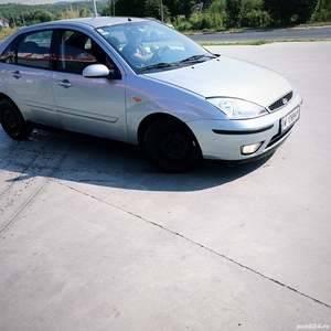 Vând Ford focus 1.8 diesel TDDI