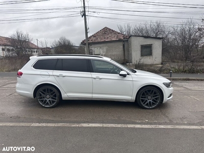 Volkswagen Passat Variant 2.0 TDI DSG (BlueMotion Technology) Highline