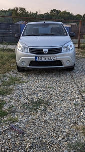 Dacia Sandero 1,4 benzina 124000 de mii km