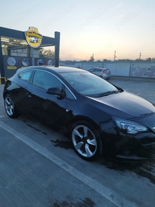 Opel astra j gtc