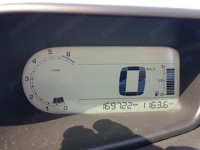 Vand Citroen C3 picasso 2010