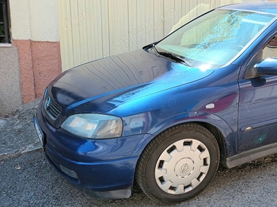 Vand Opel Astra 1.4 benzina, unic proprietar, stare foarte buna