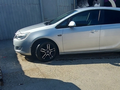 vand opel astra j