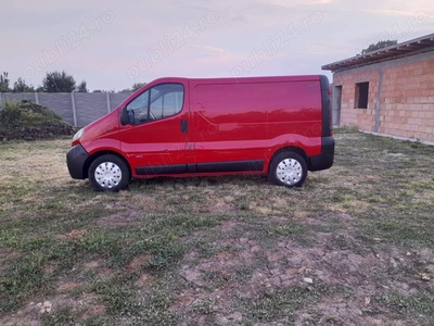 Vand opel vivaro an 2001 motor 1.9 cdti CLIMA servo central air bag geamuri electrice oglinzi electr