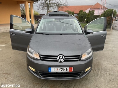 Volkswagen Sharan Masina este in stare buna