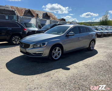 Volvo V60 Twin Engine D6