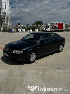 Audi A4 1.6 maxidot/navigatie/xenon