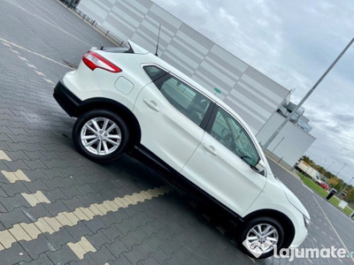 Nissan Qashqai 1.2 2014 Masina impecabila cu service efectuat astazi