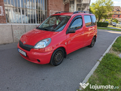 Toyota Yaris Verso