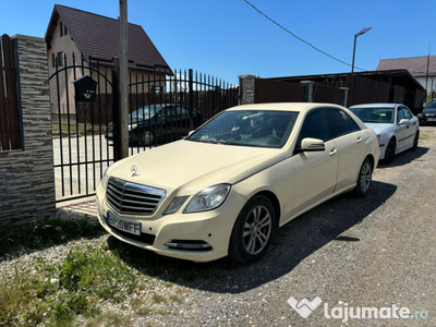 Mercedes e200 masina