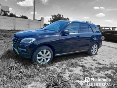 Mercedes ML 250 masina