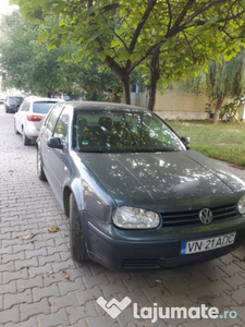 Vw Golf 4 în stare buna