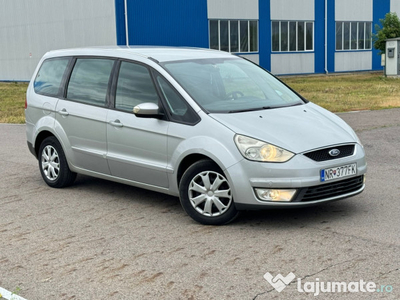 Dezmembrez sau dau intreg Ford Galaxy