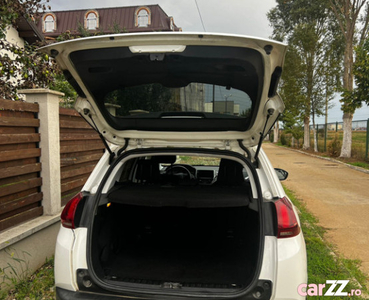 Peugeot Model 2008 an 2017