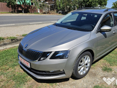 Skoda Octavia 1.6 TDI DSG Executive