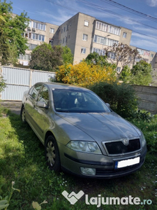 Skoda Octavia 2 masina