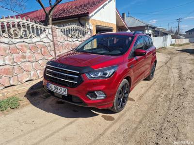 Ford kuga 2017st line