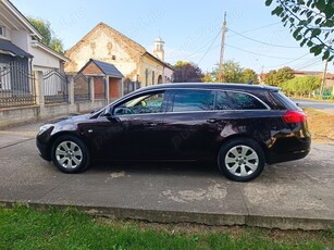 Opel insignia an 2012 diesel 20 tdi klimatronic navigație