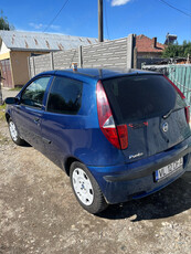 vand fiat punto an fabricatie 2005 1.2 inpecabil