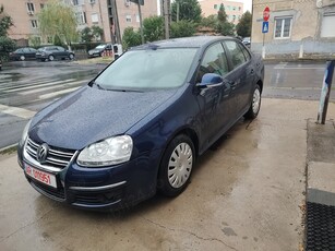 Vw Jetta model 2010 1,6 diesel