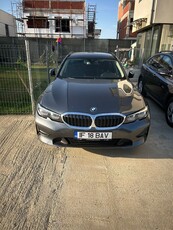 BMW Seria 3 318d Touring Aut.