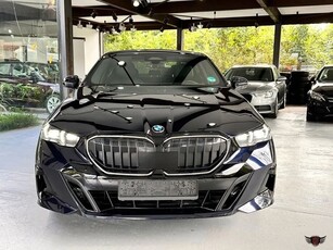 BMW Seria 5 520i MHEV