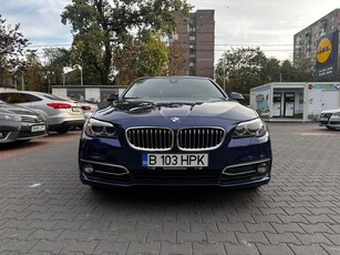 BMW Seria 5 530d xDrive AT