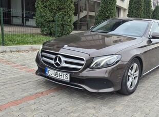 Mercedes-Benz E 220 d Aut.