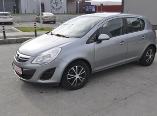 Opel Corsa 1.2 Essentia