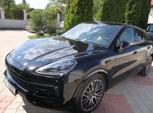 Porsche Cayenne Coupe Standard