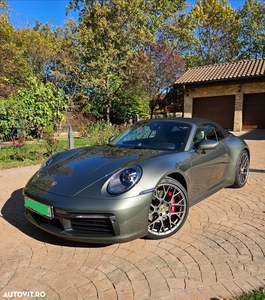 Porsche 911 Carrera 4S