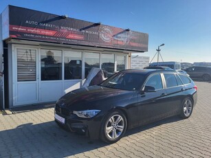 BMW Seria 3 318d Touring Aut. Sport Line