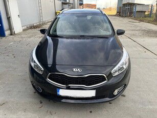 Kia Ceed 1.6 GDI Dream Team Edition