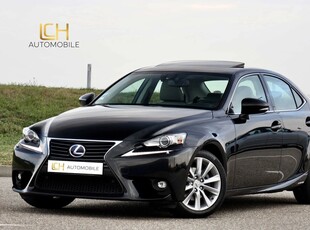 Lexus Seria IS 300h Executive Line