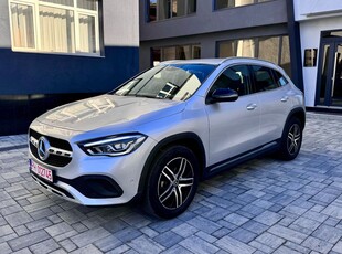 Mercedes-Benz GLA 180 7G-DCT Edition Progressive Line